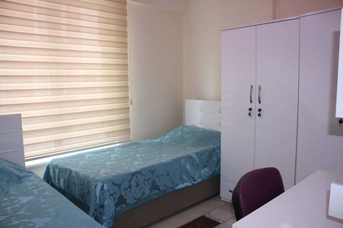 Arya Kız Apart
