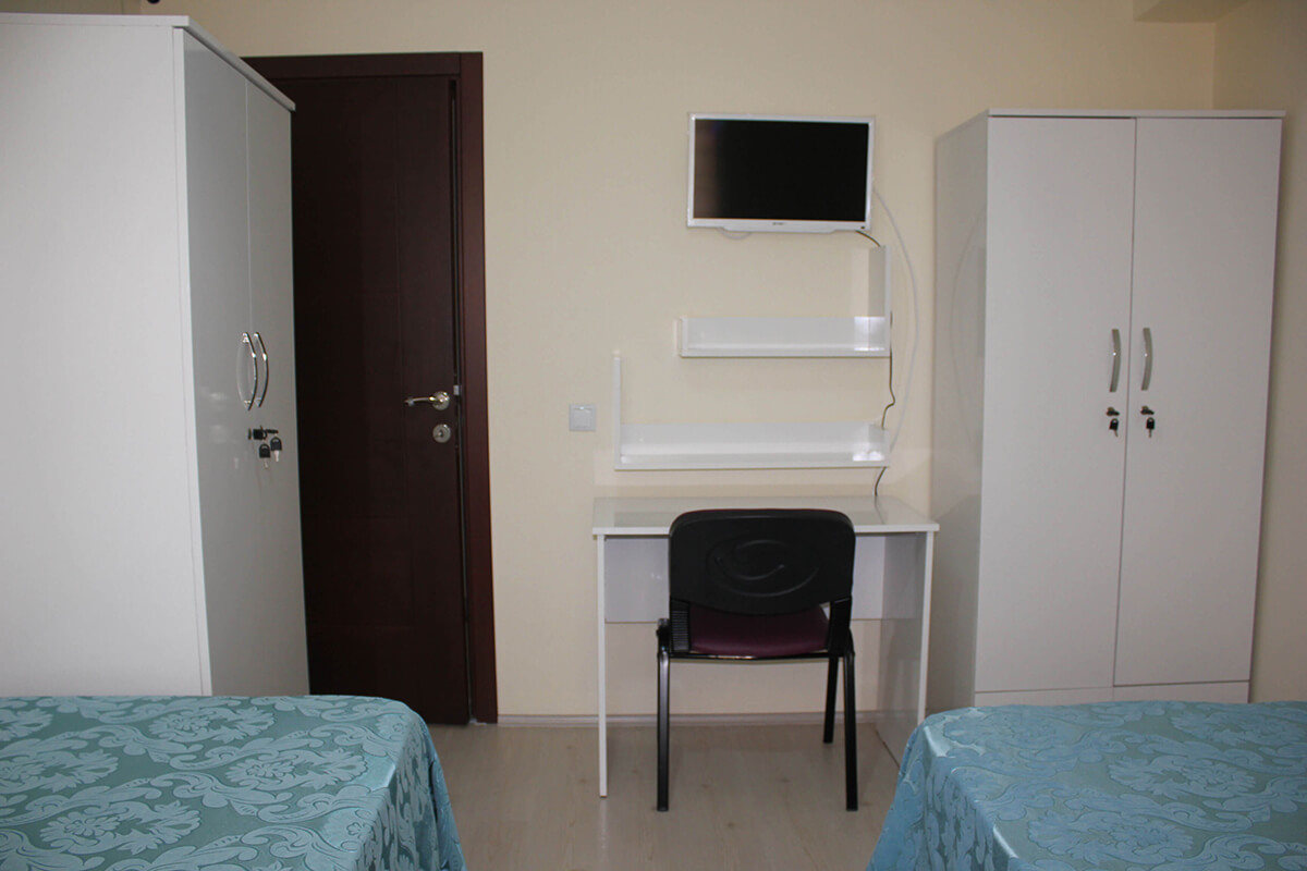 Arya Kız Apart